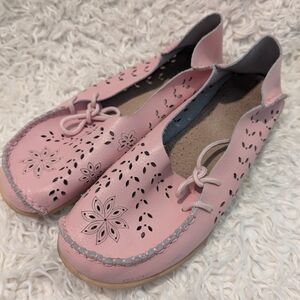 Women’s Pink Floral Perforated Leather Slip-On Loafers